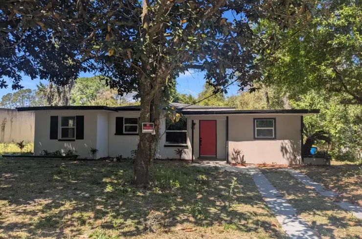 923 Carrollton Rd