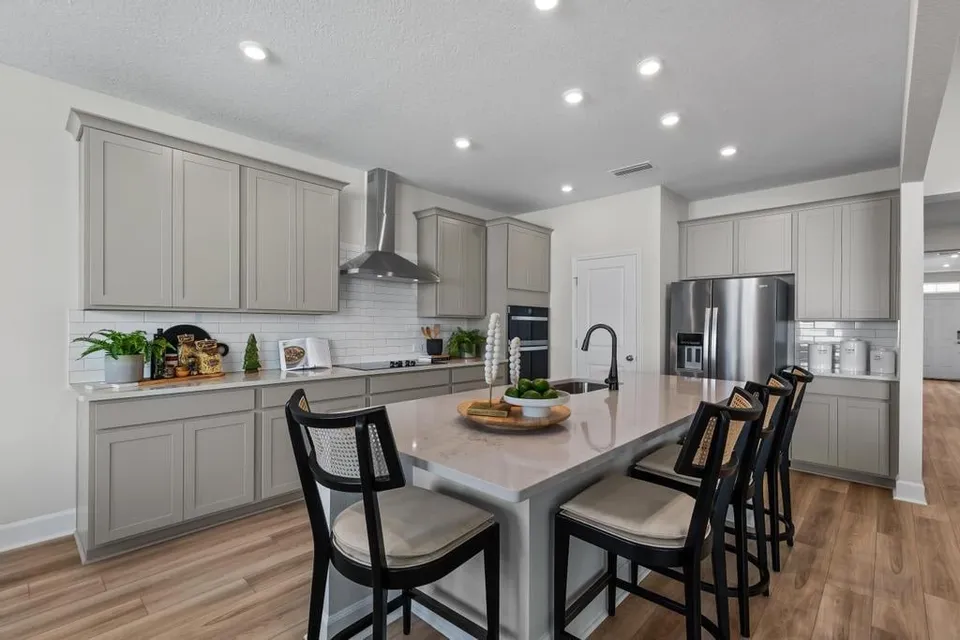 1718 St Paul Ave 1718 St Paul Ave