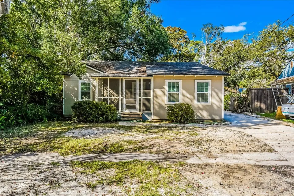 4777 Cambridge Rd 4777 Cambridge Rd