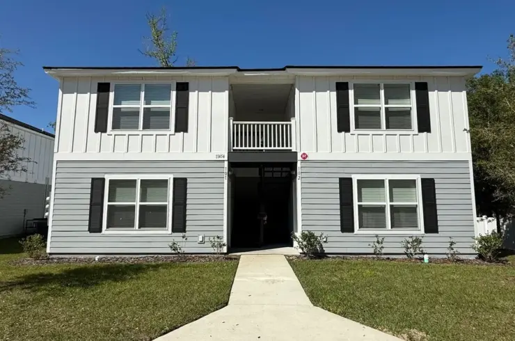 11454 Oakfield Ct