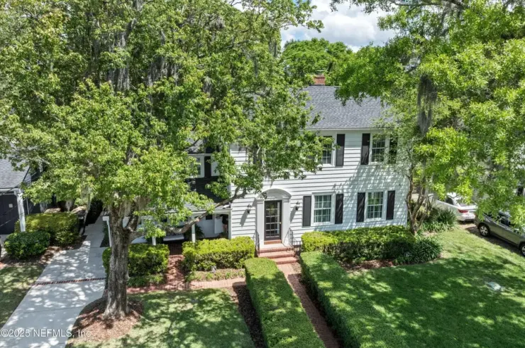 1147 Greenridge Rd
