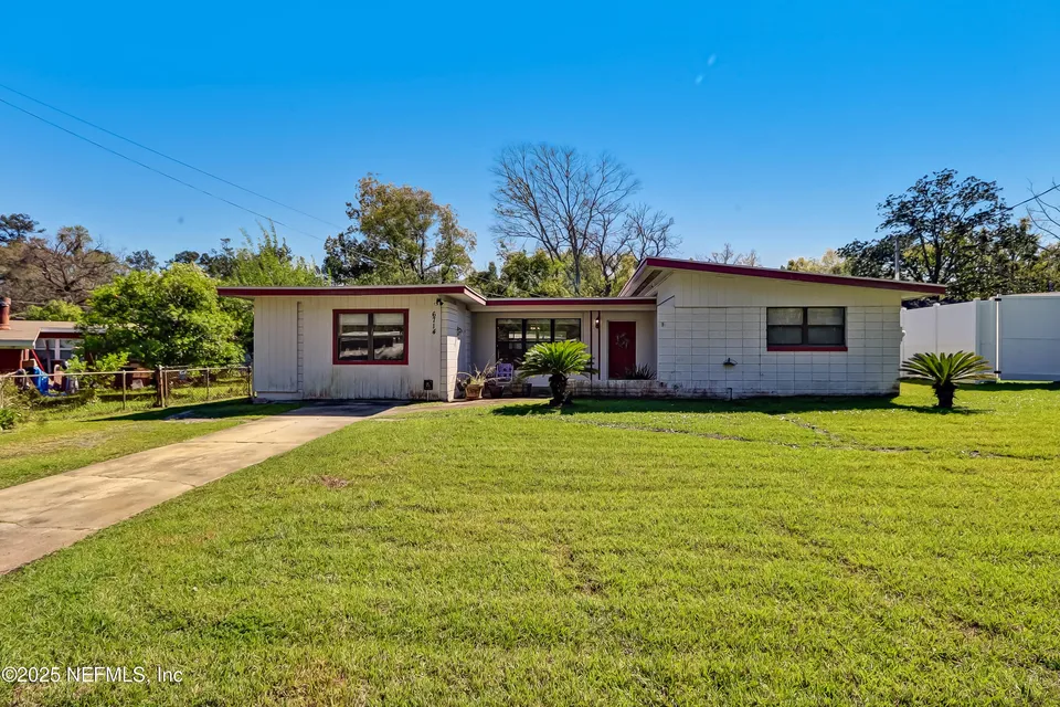 6714 Calvados Ave 6714 Calvados Ave