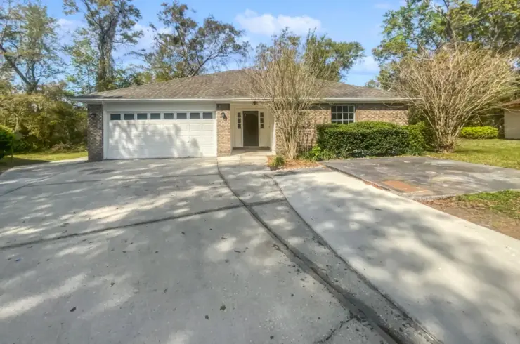 5933 Copper Lake Dr