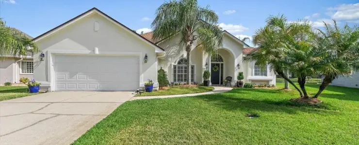 1563 Lake Bend Pl