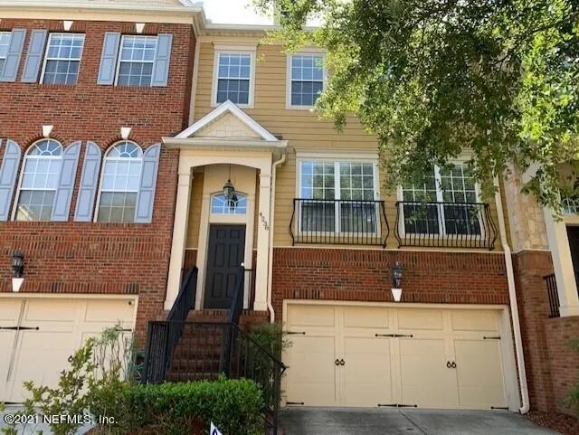 4238 Studio Ave