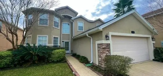 12196 Diamond Springs Dr