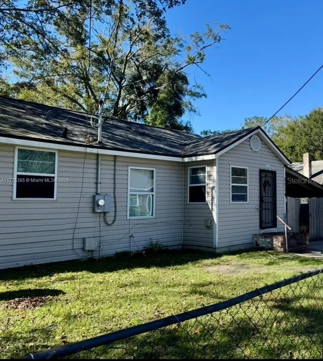 1014 Saint Clair Ter 1014 Saint Clair Ter
