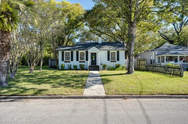 1961 Huntsford Rd