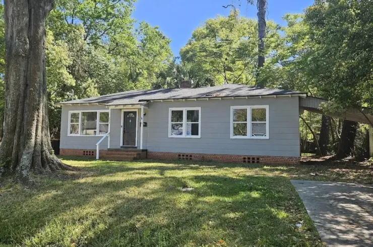 4534 Blount Ave