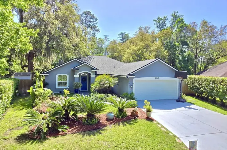 2517 Plumbago Pl