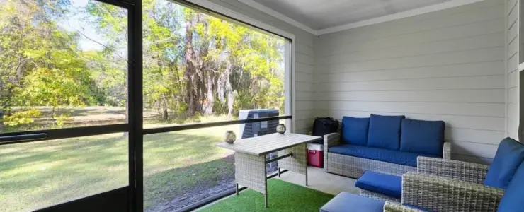 5955 Creekside Crossing Dr