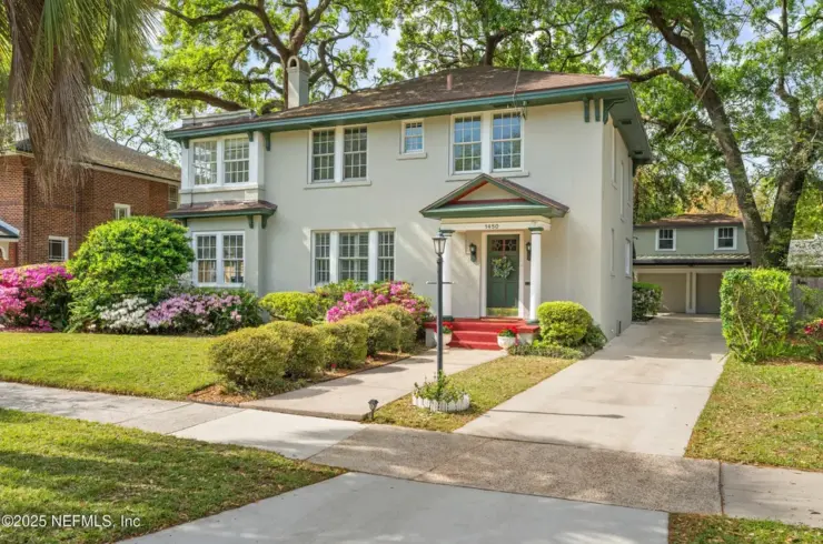 1450 Edgewood Cir