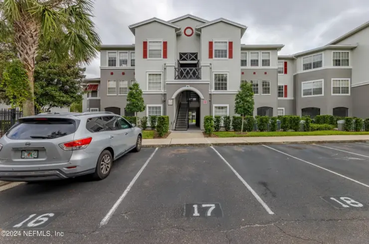 3591 Kernan Blvd S Apt 114