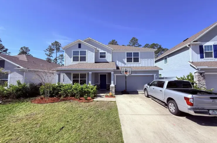 2563 Lantana Ln