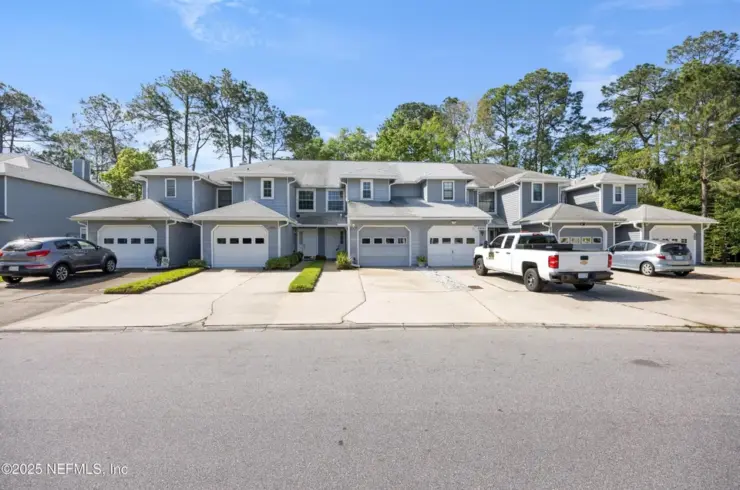 4008 Stillwood Dr