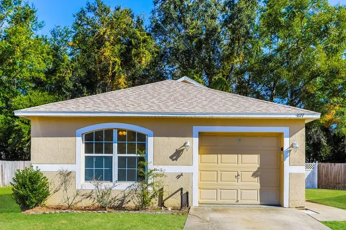 5577 Oak Crossing Ct