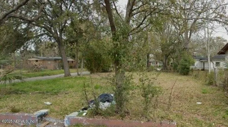 2079 W 14th St 2079 W 14th St