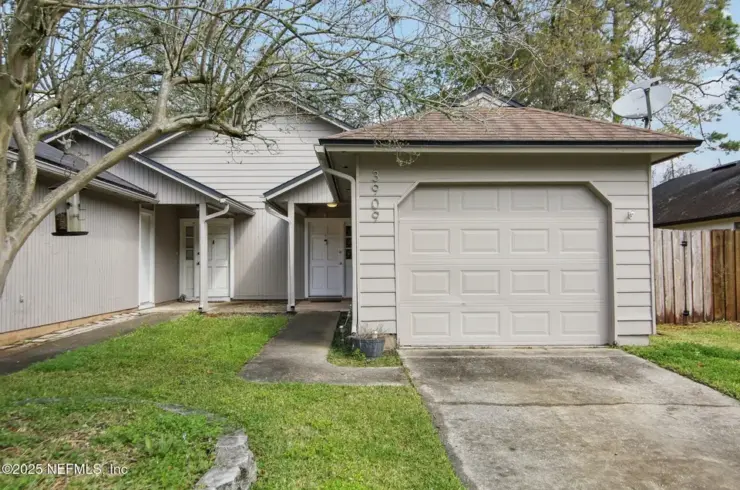 3909 Windridge Ct