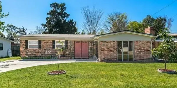 11212 Americana Ln