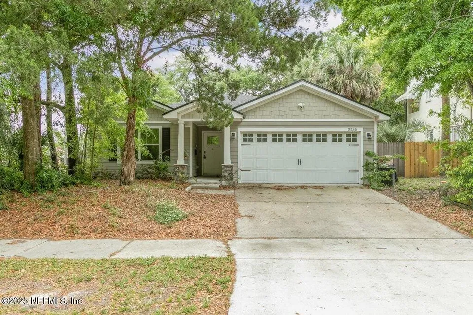 2235 Bayview Rd 2235 Bayview Rd