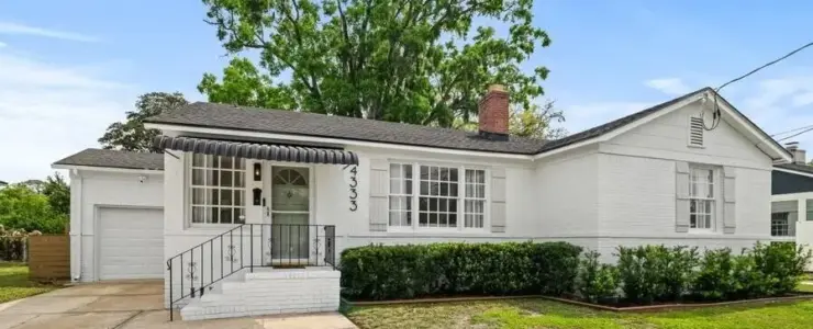 4333 Redwood Ave