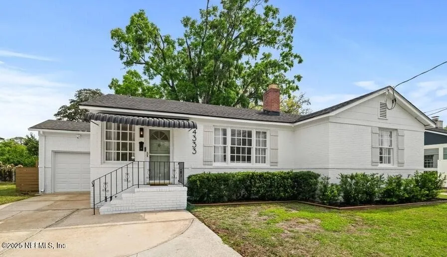 4333 Redwood Ave 4333 Redwood Ave