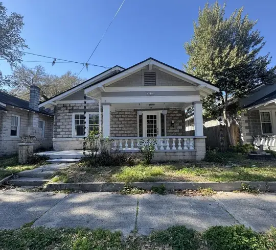 3911 Herschel St