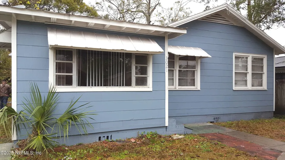 3021 Phyllis St 3021 Phyllis St
