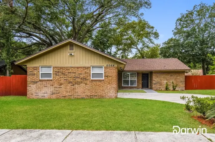 6064 Gulf Rd W