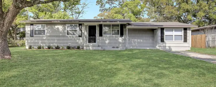 7328 Warner Dr