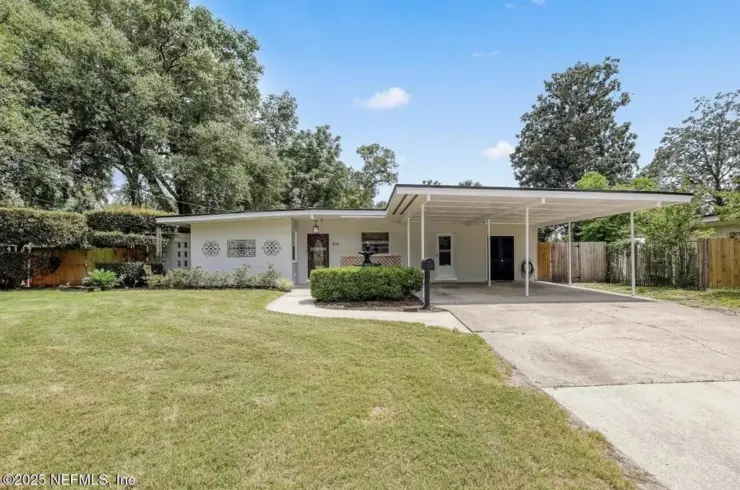 816 Middleton Rd