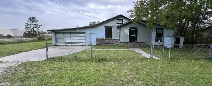 12306 Desoto St