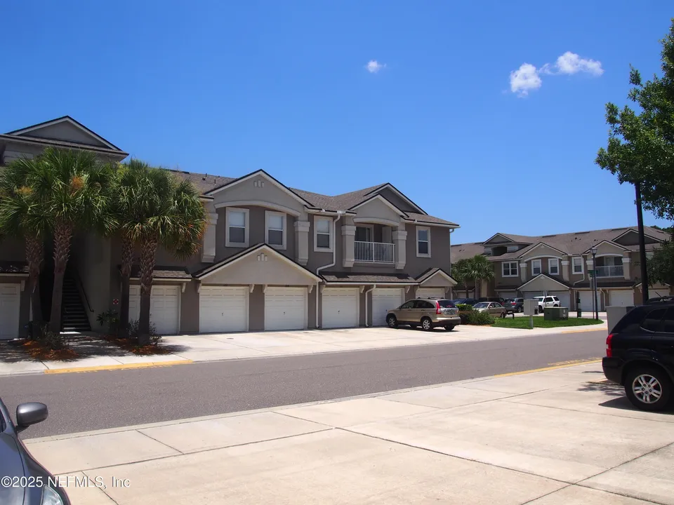 8204 White Falls Blvd Unit 110 8204 White Falls Blvd Unit 110