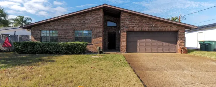 4404 Coquina Dr