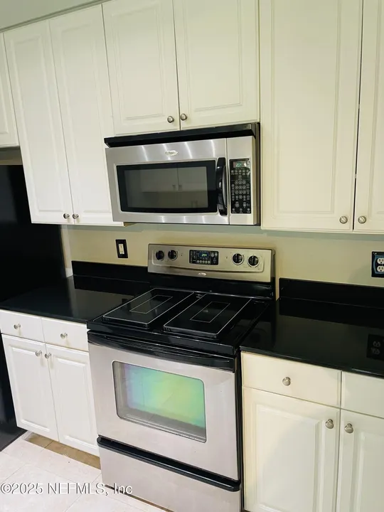 8539 Gate Pkwy W Unit 1616 8539 Gate Pkwy W Unit 1616
