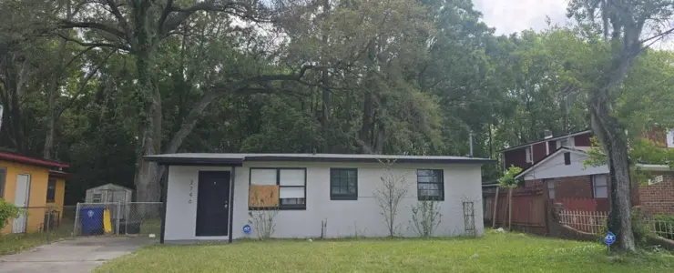 2746 Hamilton Cir