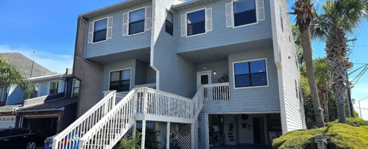 301 Scenic Point Ln