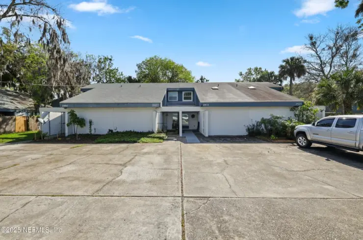 2873 Wonderwood Ln