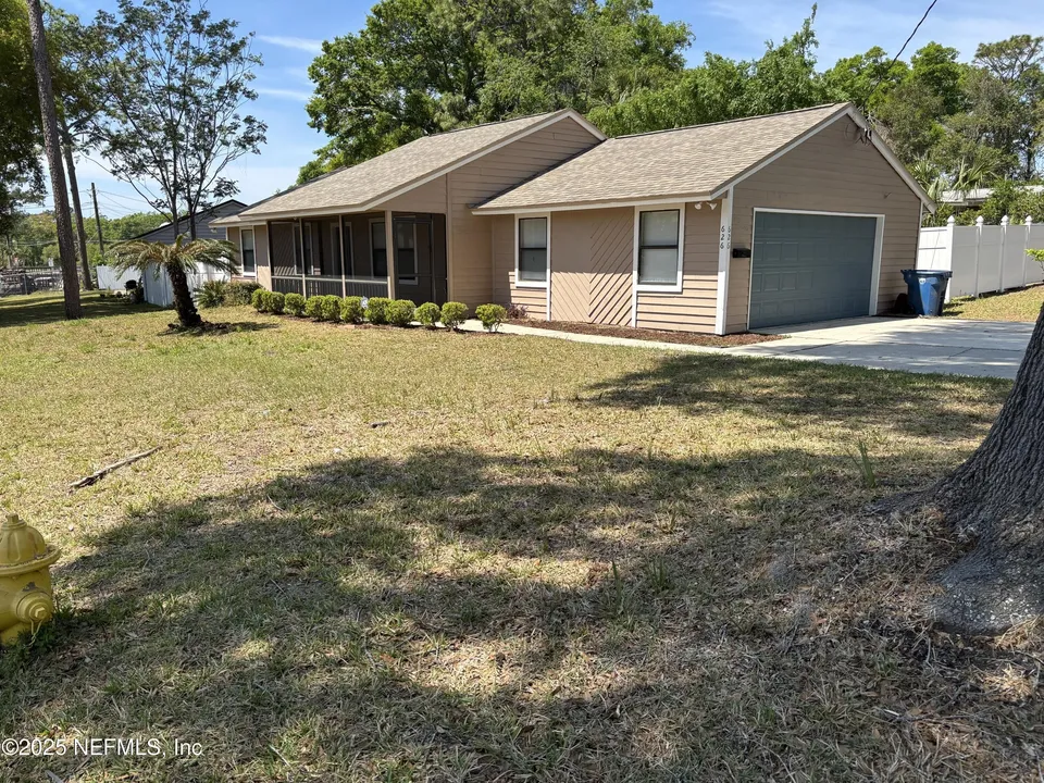 626 Arlingwood Ave 626 Arlingwood Ave