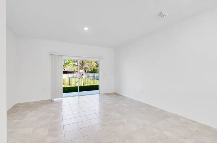 7213 Sabal Ter