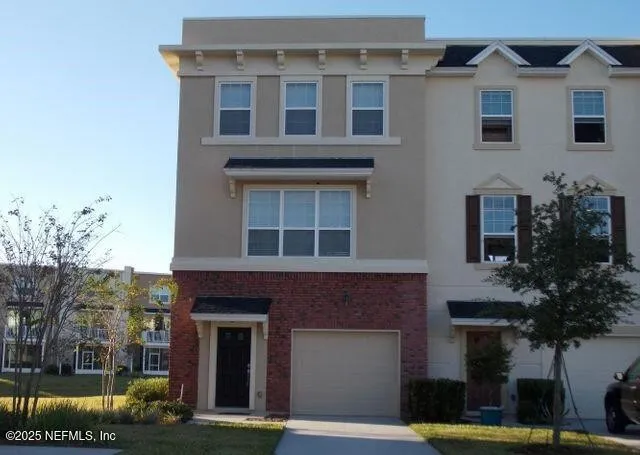 4484 Ellipse Dr